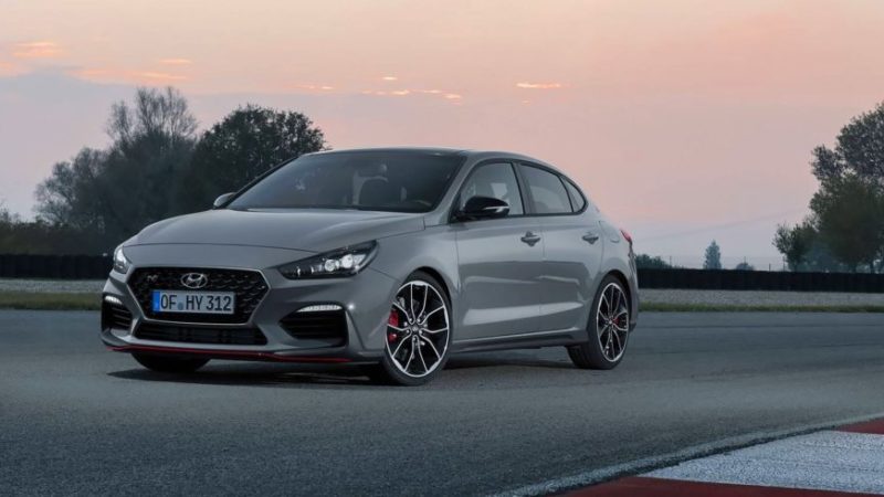 Hyundai представила i30 Fastback N