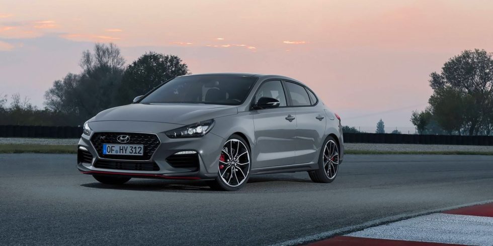 Hyundai представила i30 Fastback N
