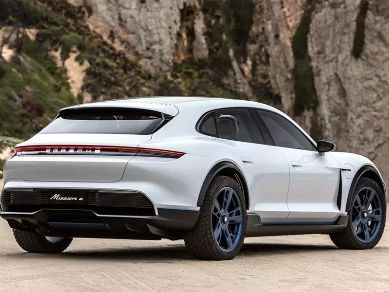 Porsche разрабатывает четырёхмоторный кроссовер
