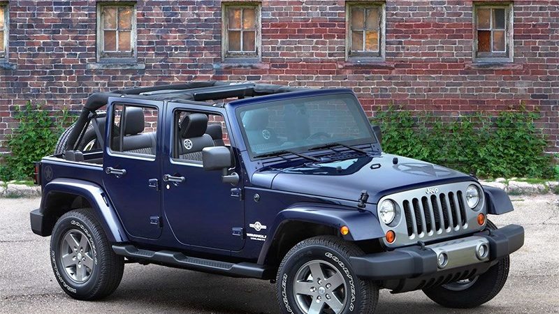 На автомобили Jeep теперь можно подписываться