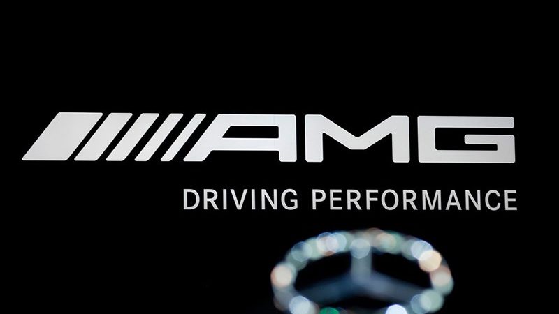 Mercedes AMG умирает