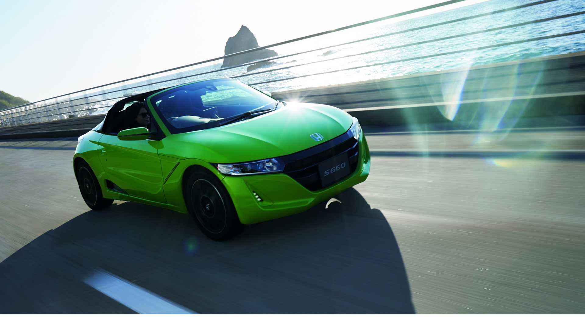 Honda освежила родстер S660