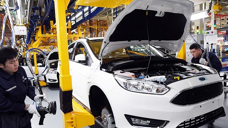 Китайский вирус угрожает автомобильной промышленности США