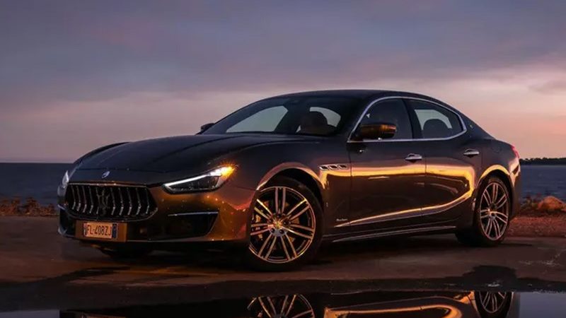 В Maserati собираются представить свой первый гибрид