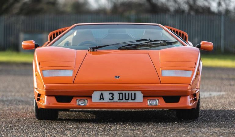 Уникальный Lamborghini Countach продадут с молотка