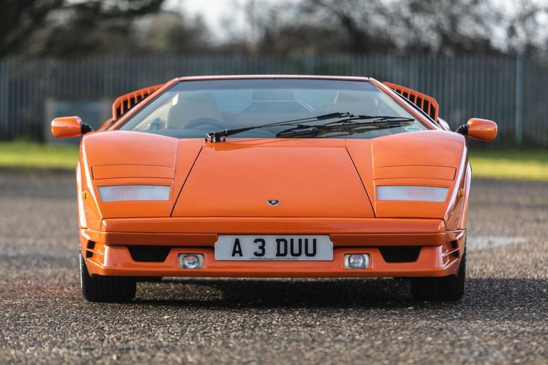 Уникальный Lamborghini Countach продадут с молотка