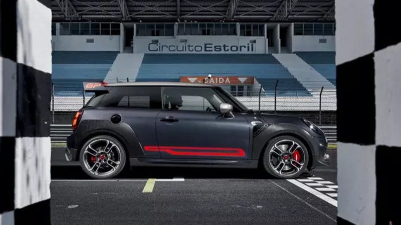 Заряженные Mini станут электромобилями
