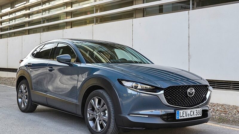 В Украину едет Mazda CX-30