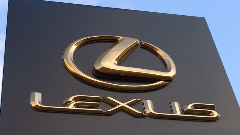 Китайцы оштрафовали Lexus за цены