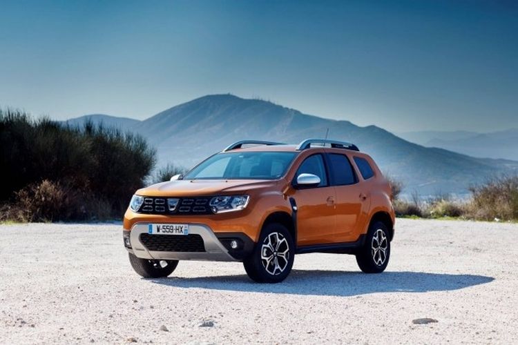 Автомобили бюджетного бренда Renault «подключат к розетке», но «полуавтопилот» им не светит