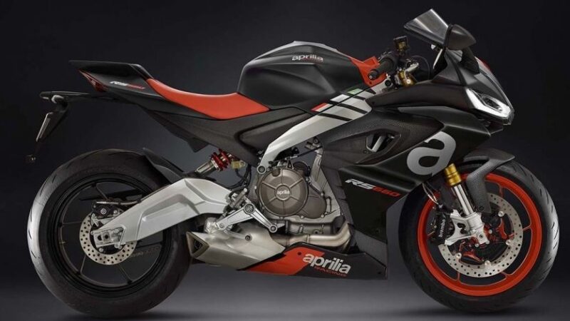Серийный спортбайк Aprilia RS660 покажут в мае