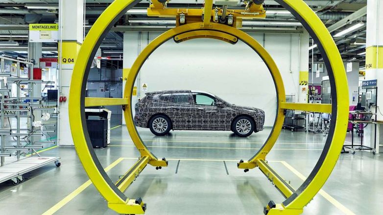Кроссовер BMW похвастается «умными» стеклами