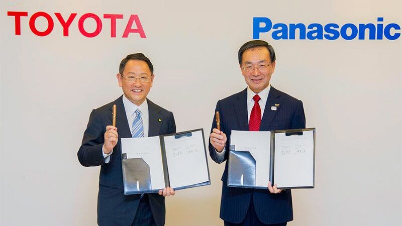 Toyota и Panasonic вместе займутся разработкой батарей для электромобилей
