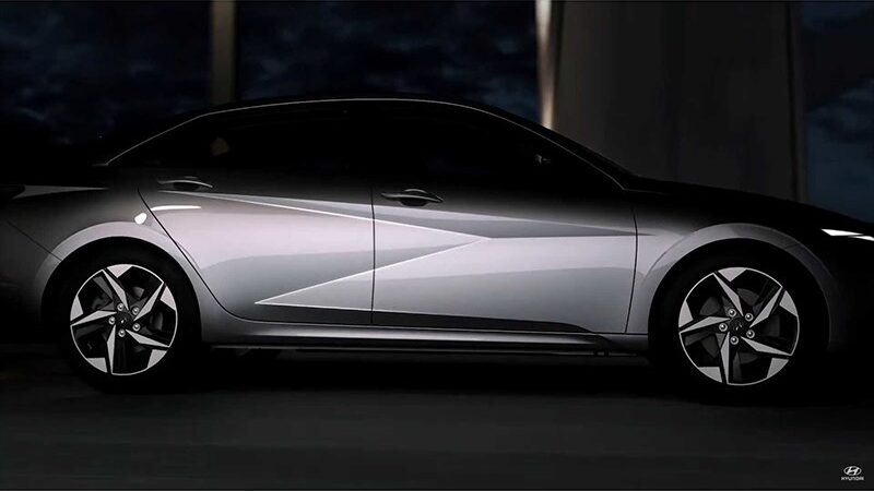 Новая Hyundai Elantra будет удивлять дизайном