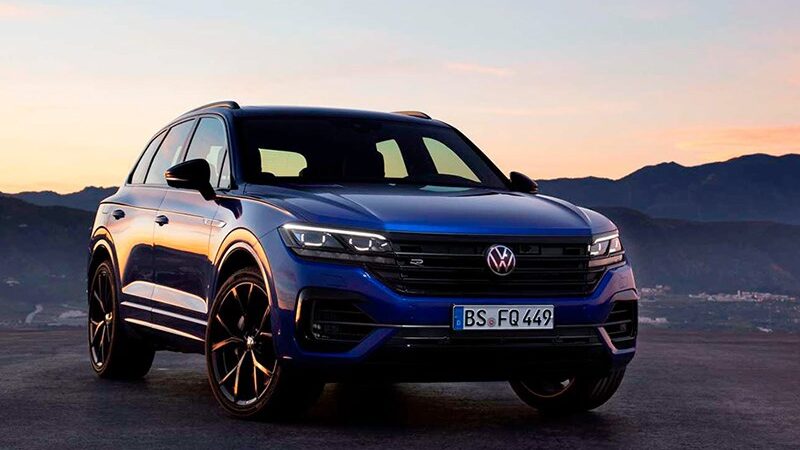 Volkswagen Touareg стал очень мощным гибридом