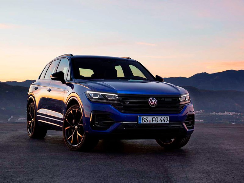 Volkswagen Touareg стал очень мощным гибридом