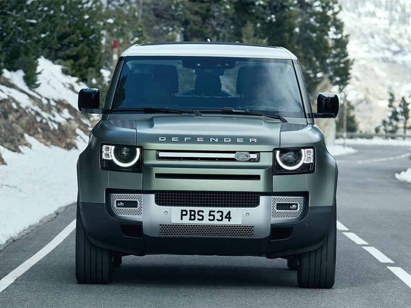 В Land Rover собираются построить «маленький» Defender