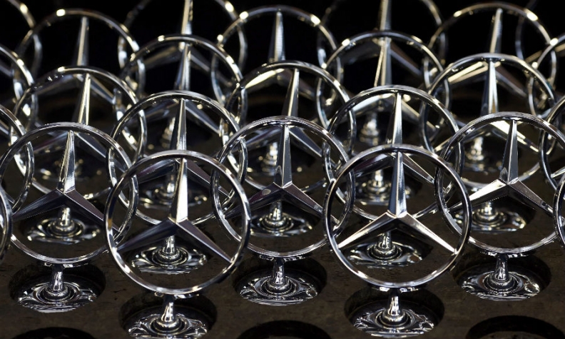 Daimler останавливает большую часть производства Mercedes в Европе