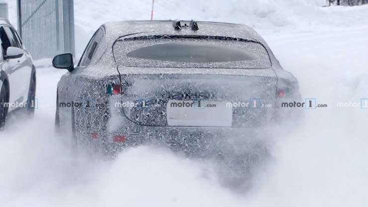 Jaguar Land Rover создаст электрифицированные модели SVO Performance