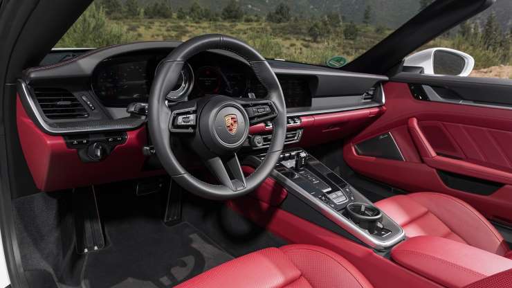 2021 Porsche 911 Turbo S Cabriolet First Drive: почему он похож на маленького Veyron
