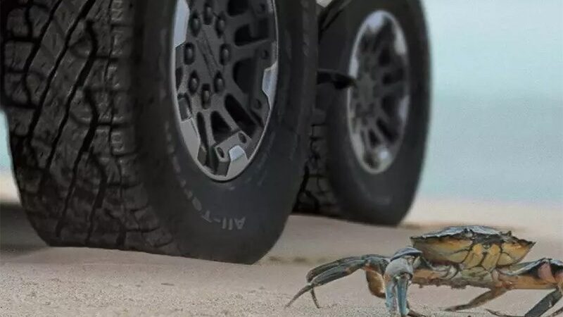 Новый Hummer сможет ездить «крабиком»