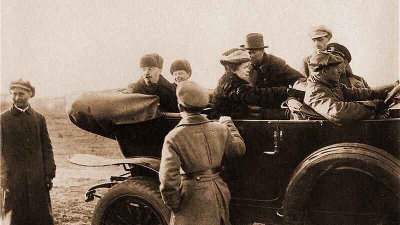 Ретро автомобили – «Ленин и автомобиль»