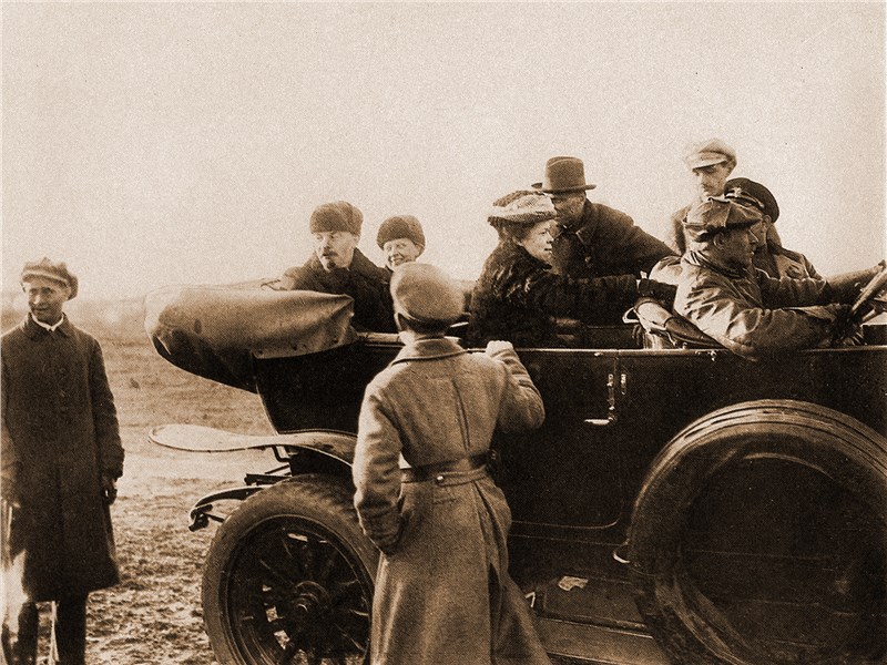 Ретро автомобили – «Ленин и автомобиль»