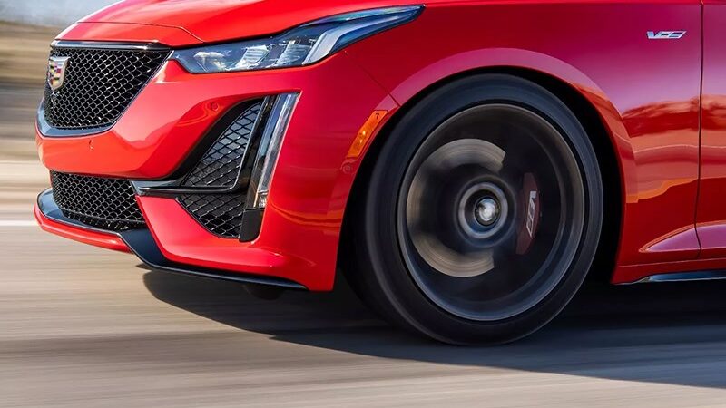 Cadillac представил самую быструю адаптивную подвеску в мире