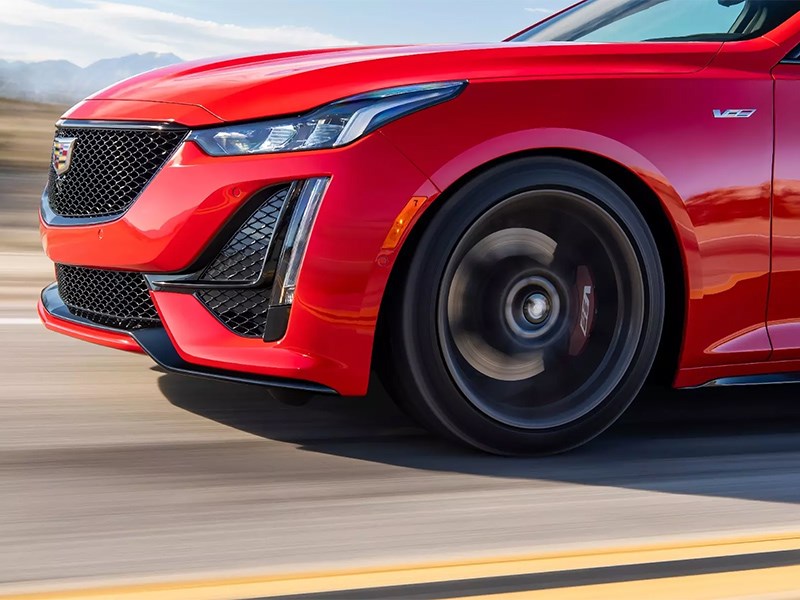 Cadillac представил самую быструю адаптивную подвеску в мире