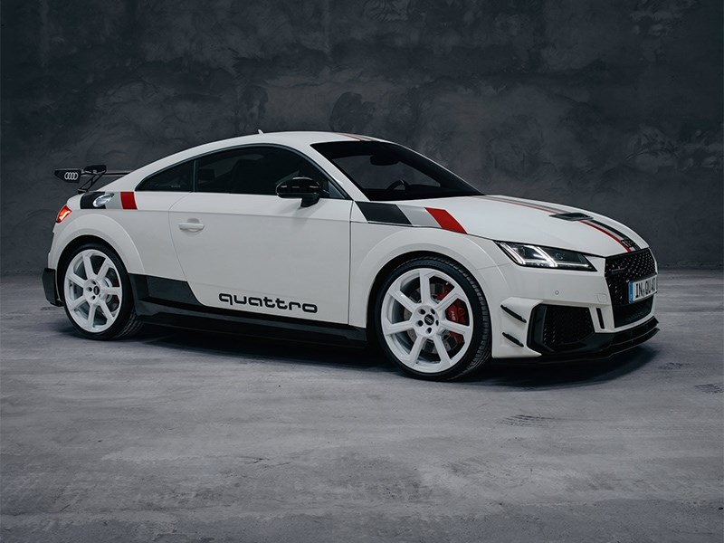 Audi отметила 40-летие Quattro спецверсией TT RS